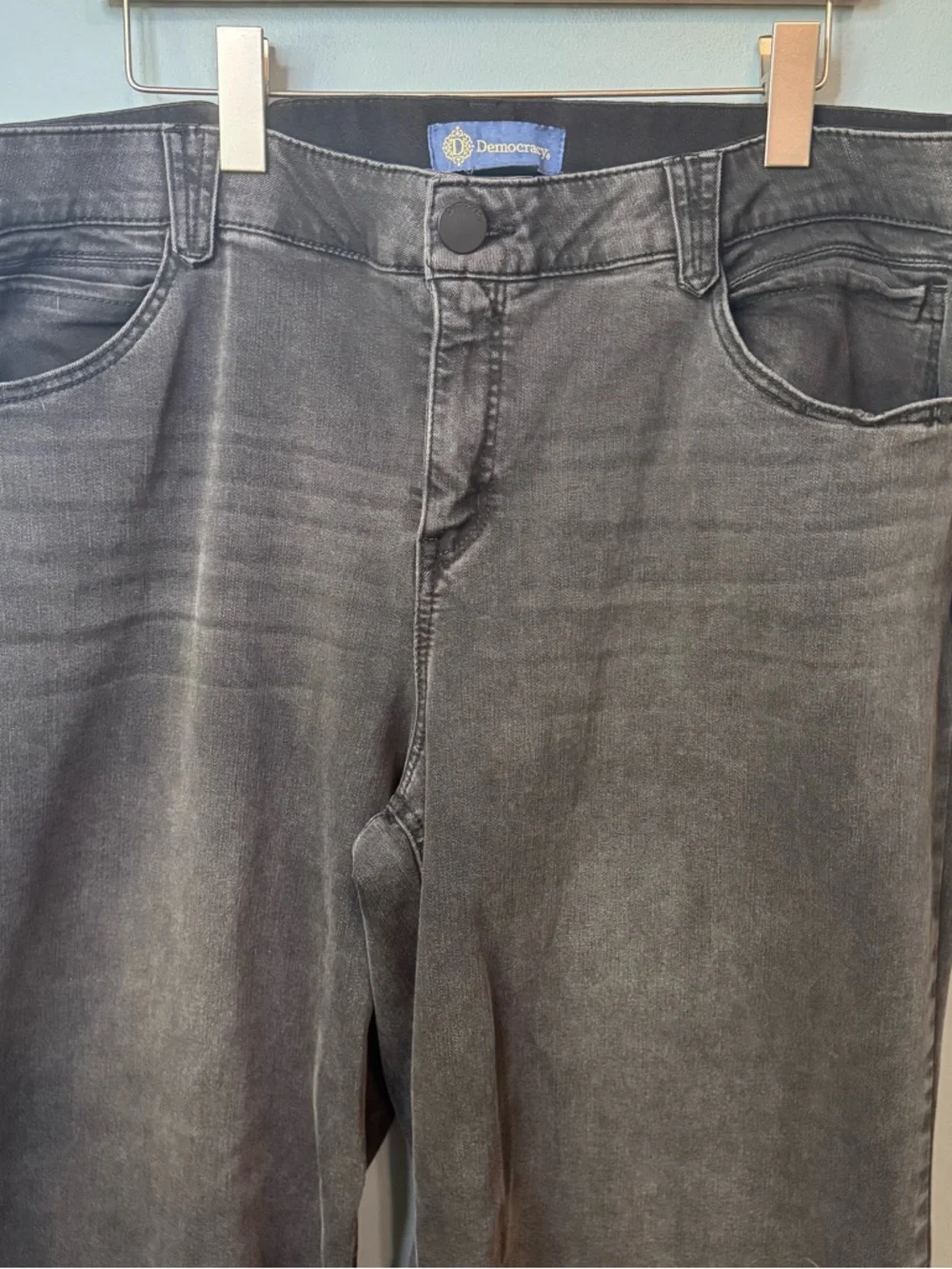 Democracy "Ab"solution Skyrise Wide Leg Jeans 20W Washed Black (41X31) - Picture 4 of 11